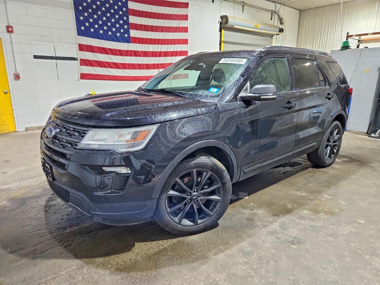 Salvage Ford Explorer Image