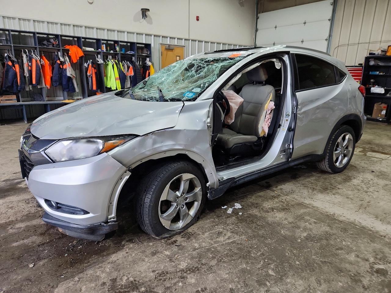 Salvage Honda HR-V Image