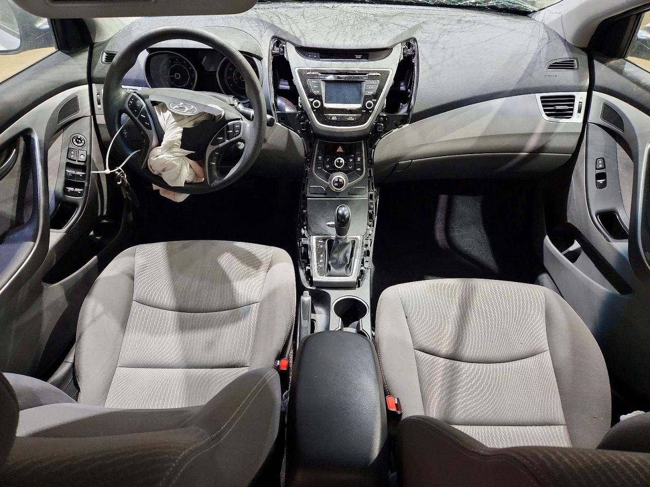 Hyundai ELANTRA Se