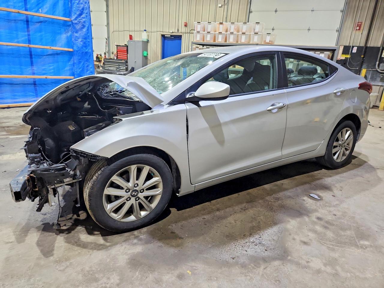 Salvage Hyundai ELANTRA Image