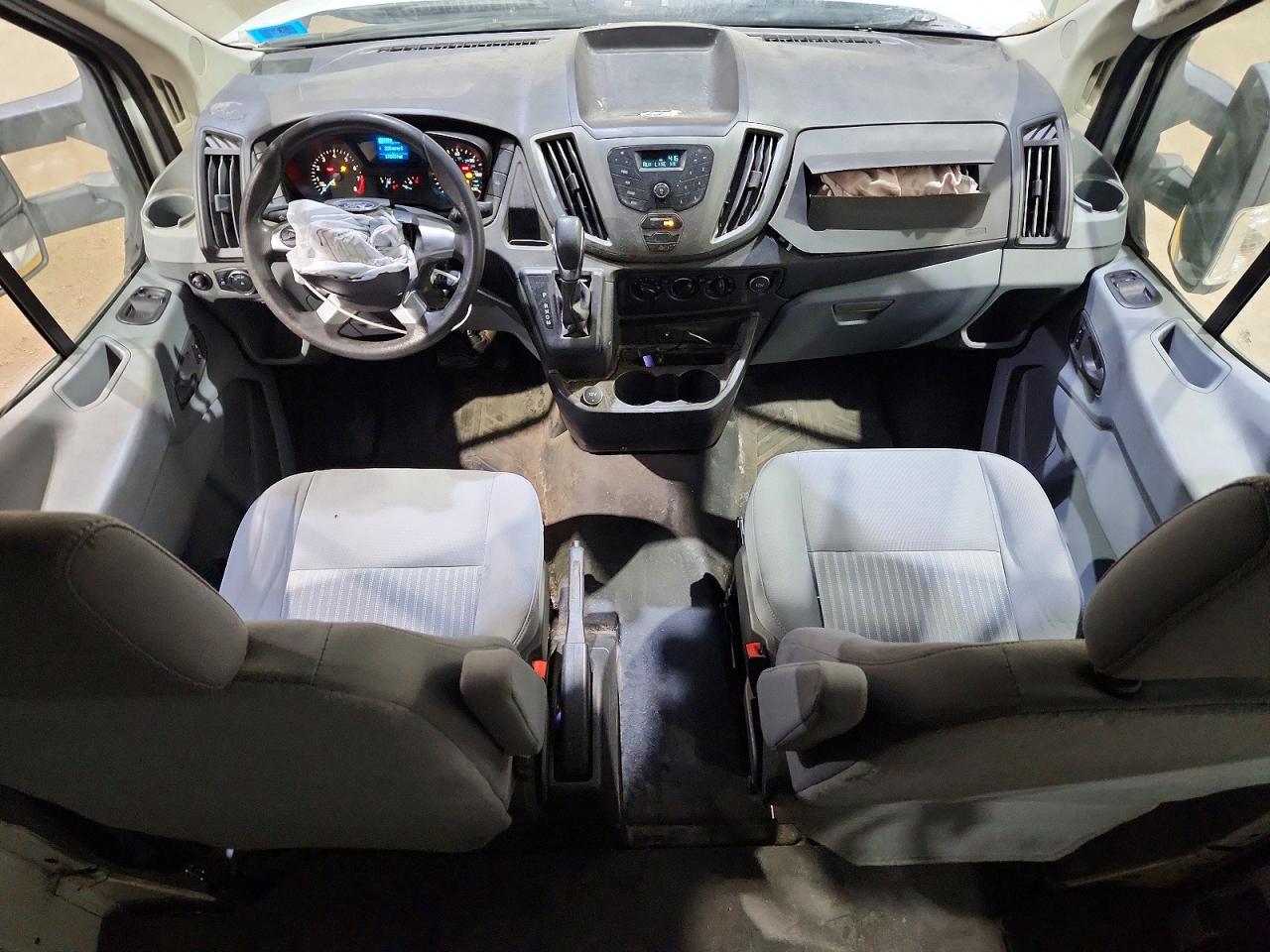 Ford Transit T-250