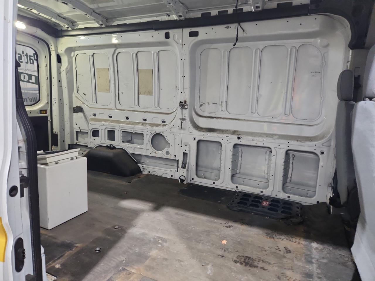 Ford Transit T-250