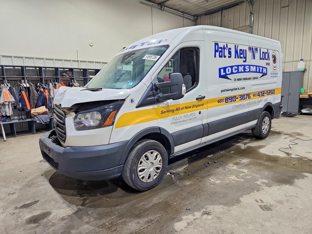 Salvage Ford Transit Image