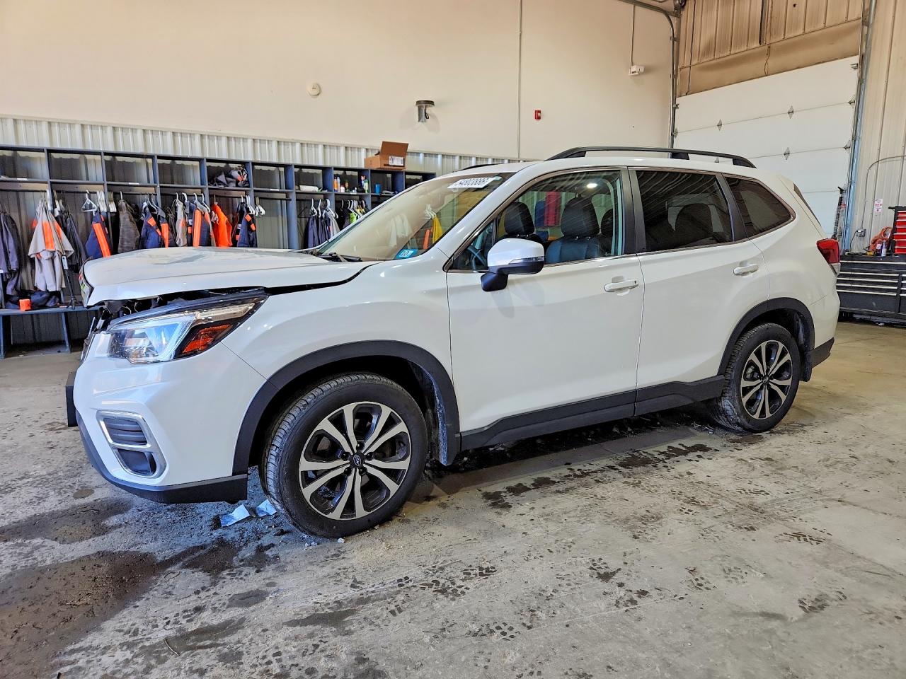 Salvage Subaru Forester Image