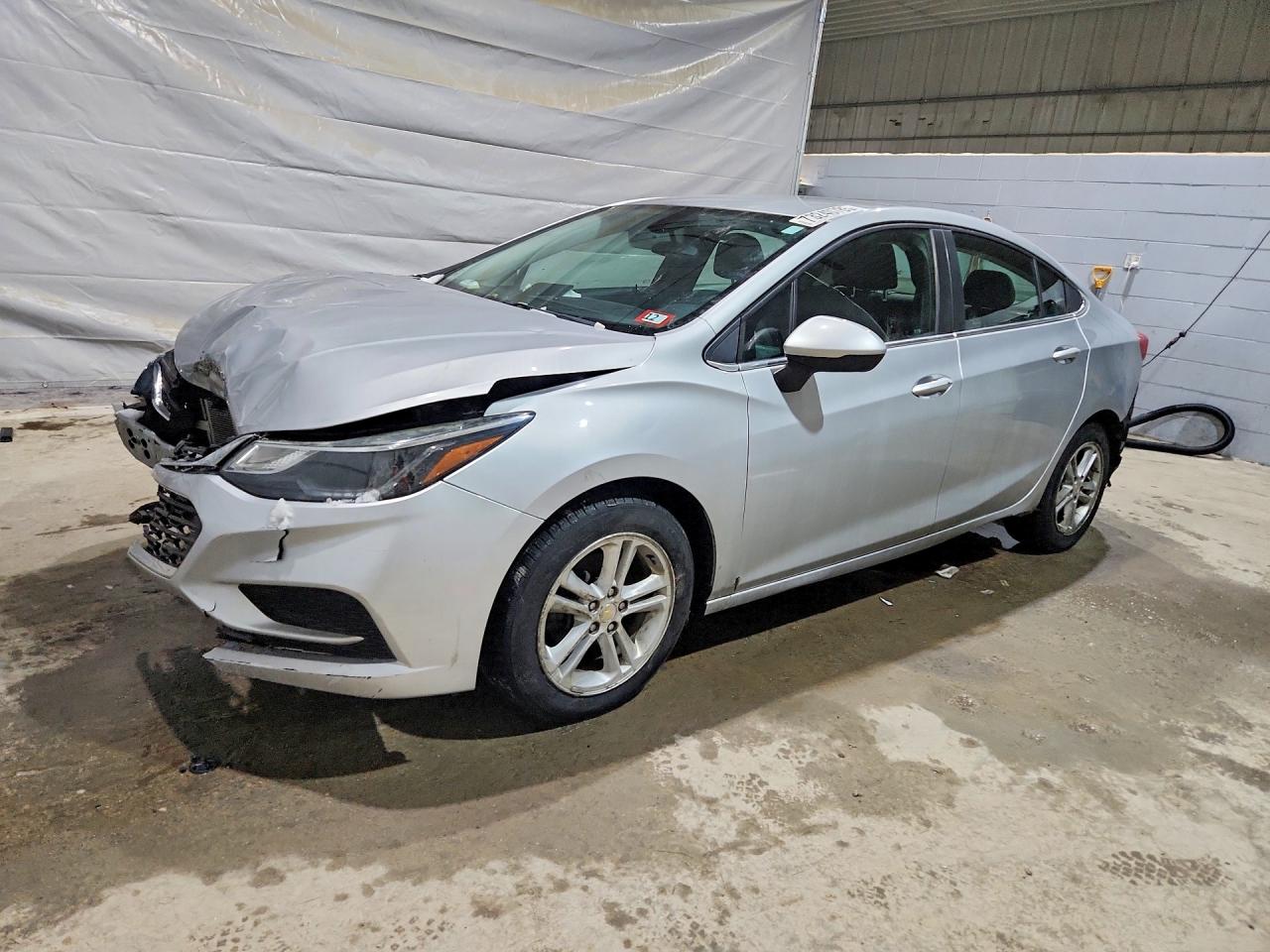 Salvage Chevrolet Cruze Image