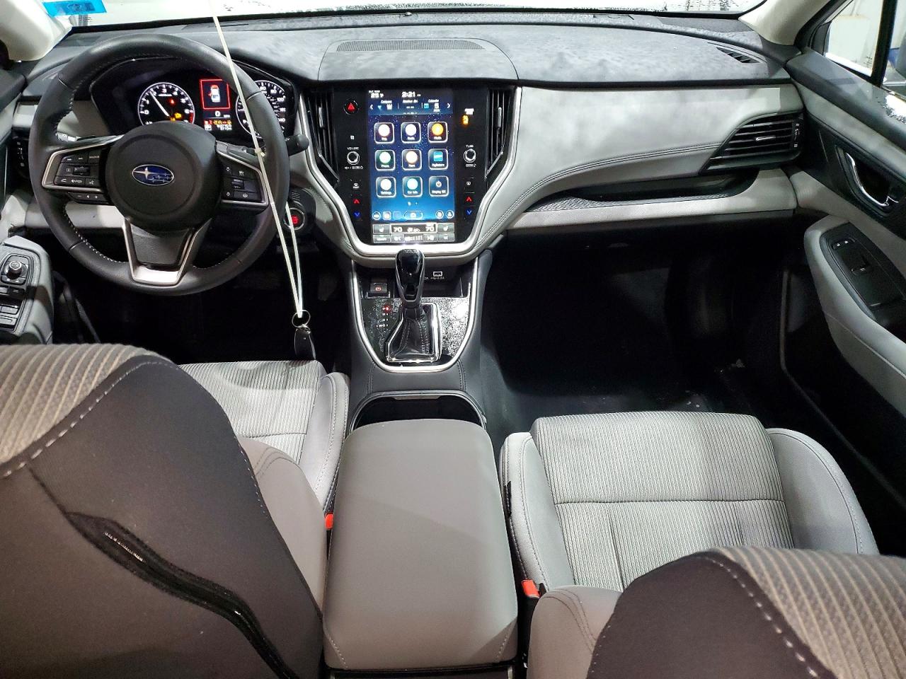 Subaru Legacy Premium