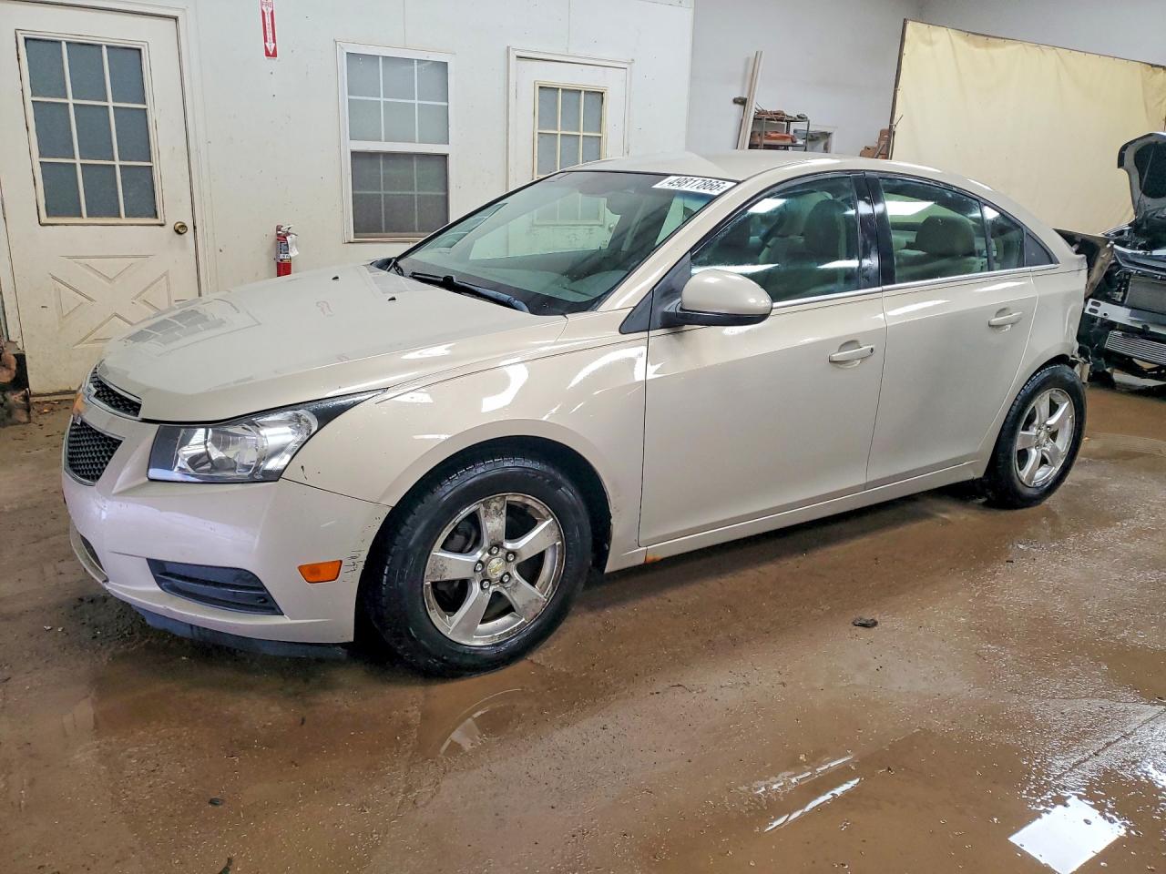 Salvage Chevrolet Cruze Image