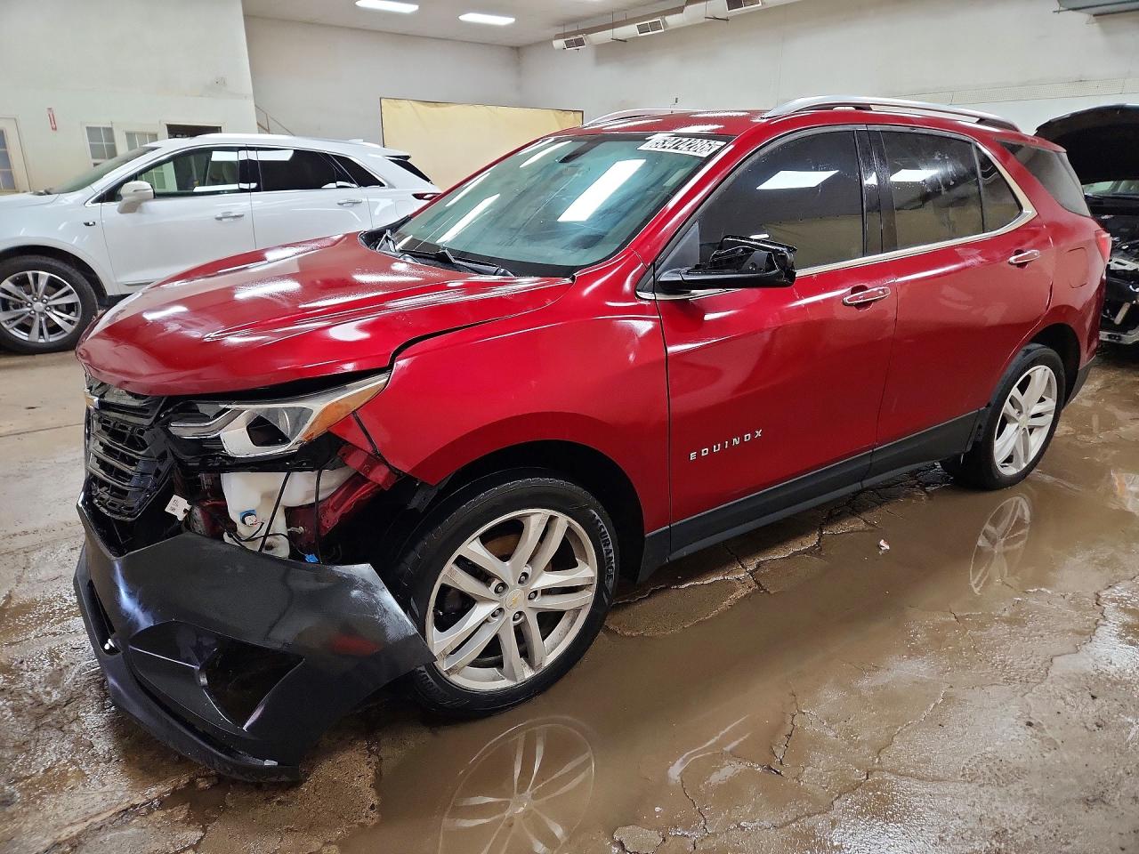 Salvage Chevrolet Equinox Image