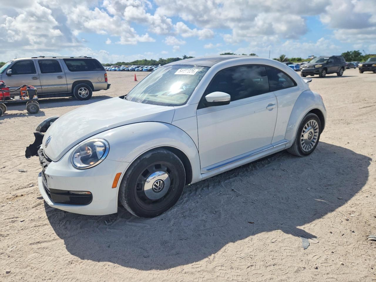 Salvage Volkswagen Beetle Image