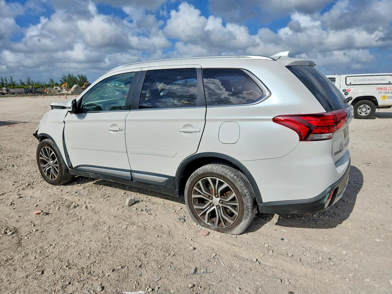 Mitsubishi Outlander Se