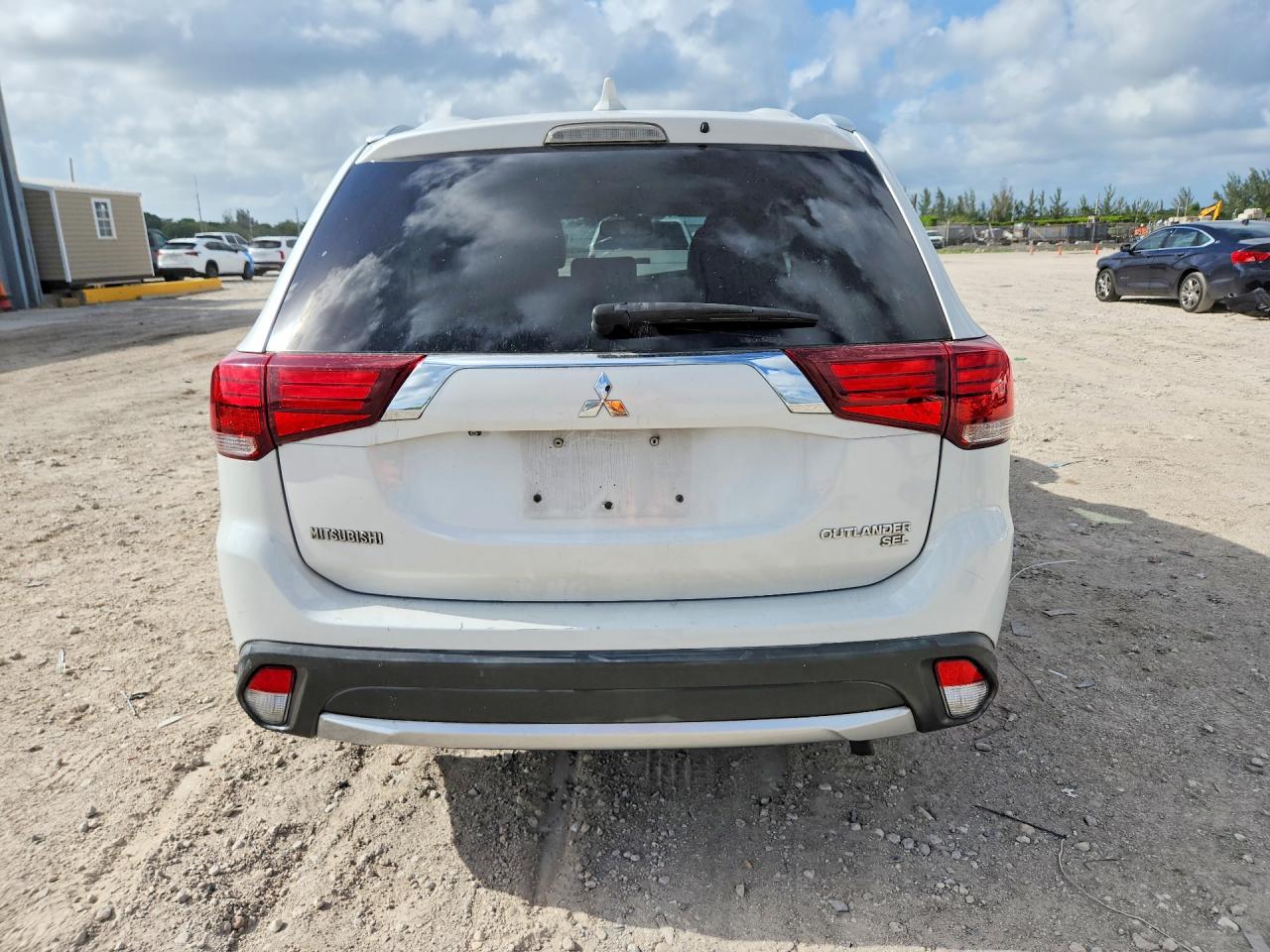 Mitsubishi Outlander Se