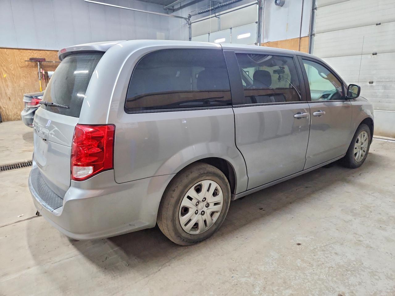 Dodge Caravan Se