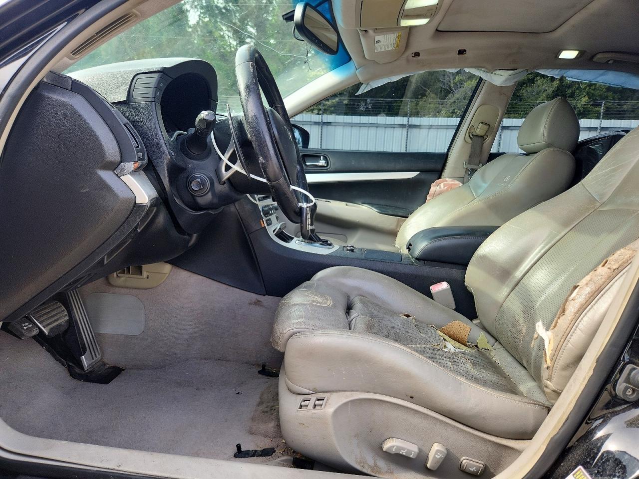 INFINITI G37 Base
