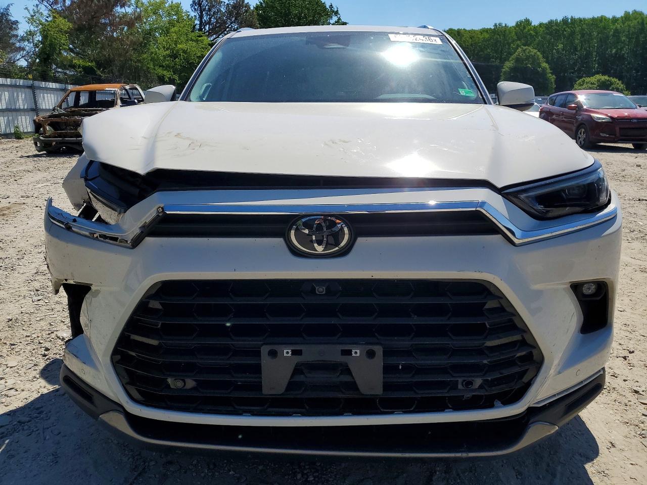 Toyota Grand High Platinum