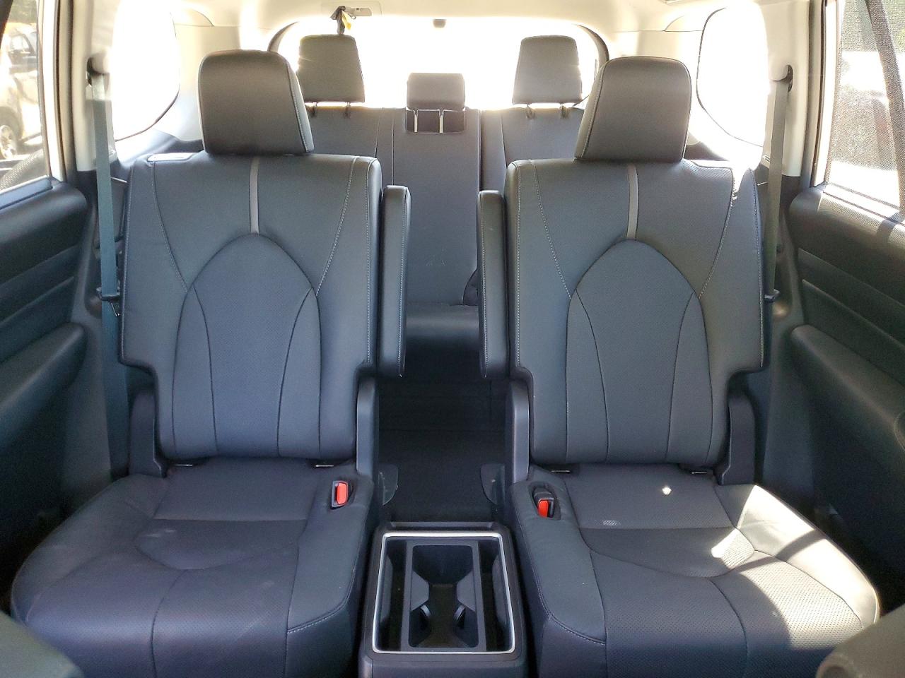 Toyota Grand High Platinum