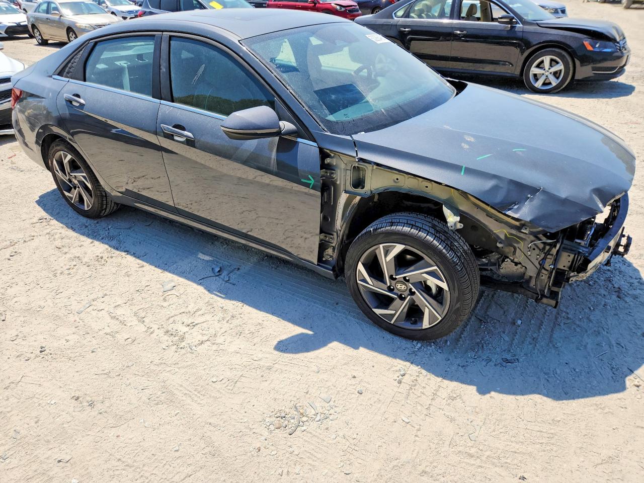 Hyundai ELANTRA Limited
