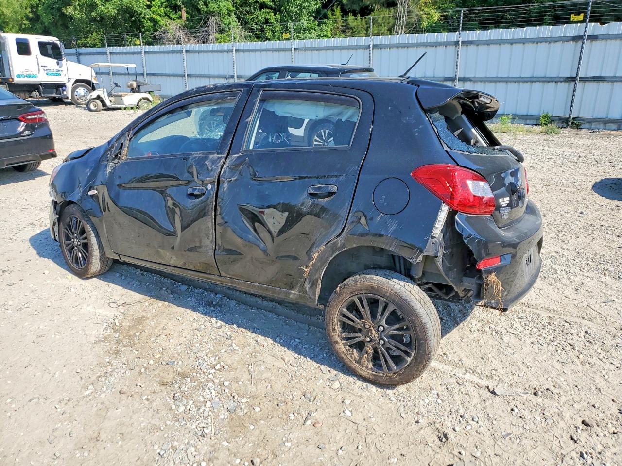 Mitsubishi Mirage Le