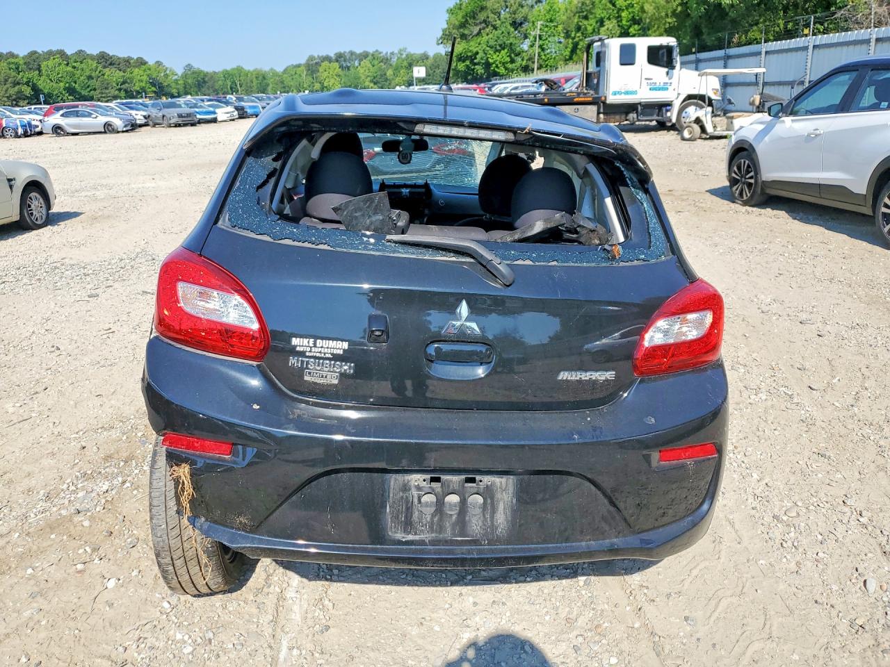 Mitsubishi Mirage Le