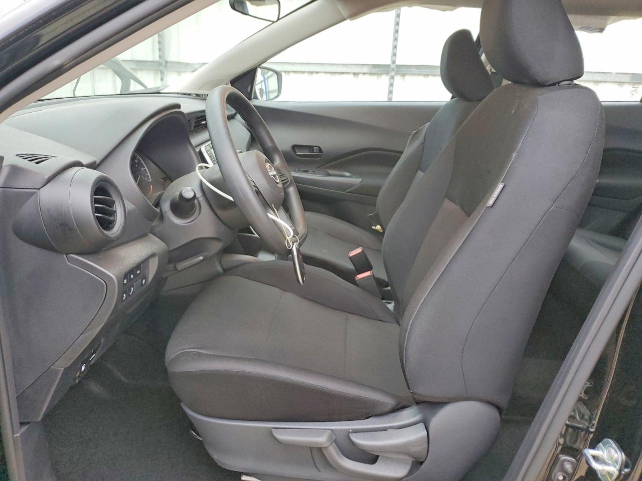 Nissan Kicks Play S
