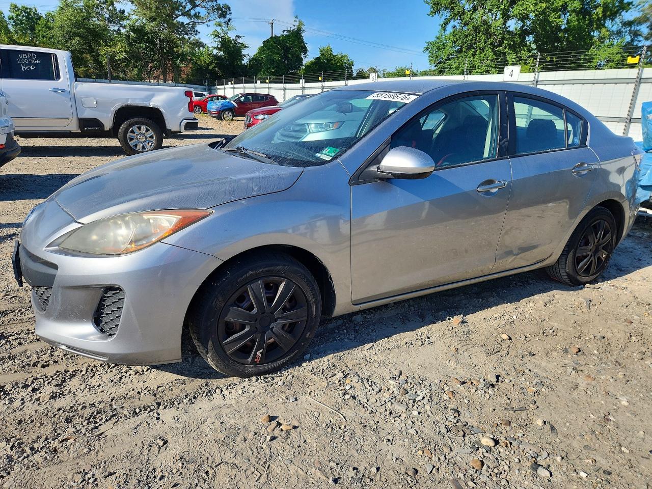 Salvage Mazda Cx Image