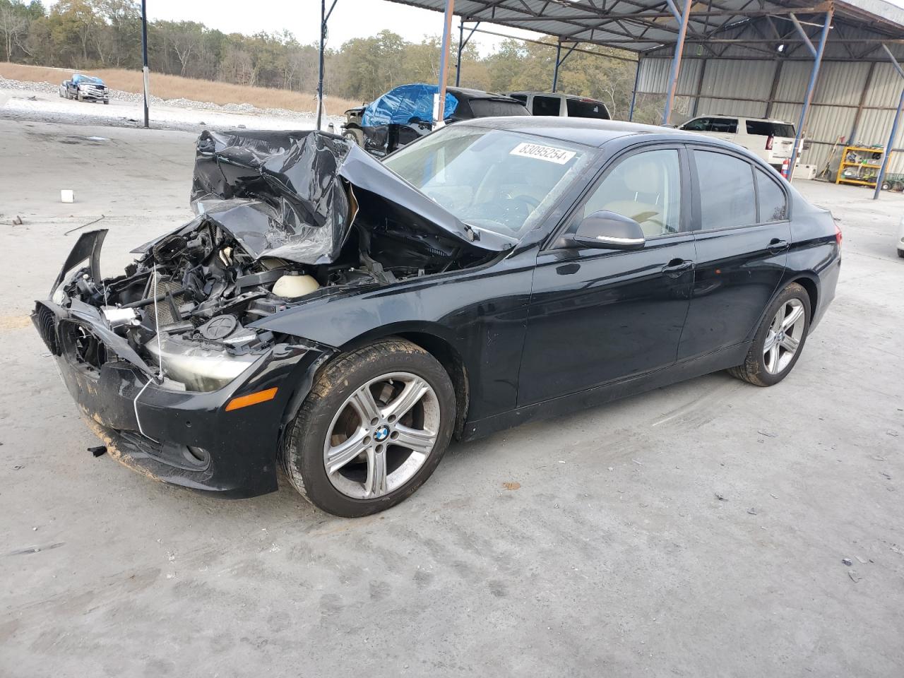 Salvage BMW 3 Series Image