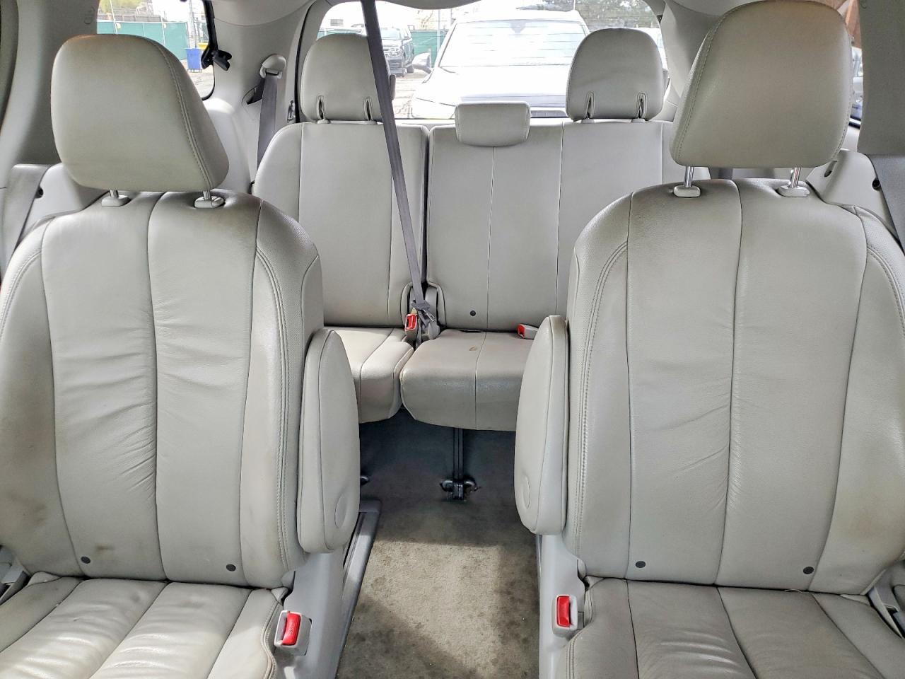 Toyota Sienna Xle 7-passenger