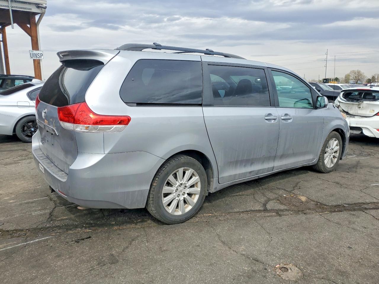 Toyota Sienna Xle 7-passenger