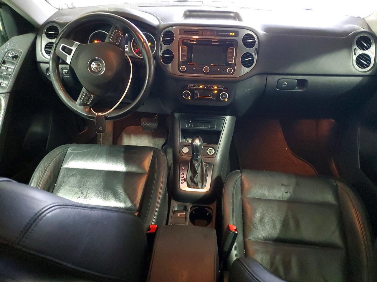 Volkswagen Tiguan S