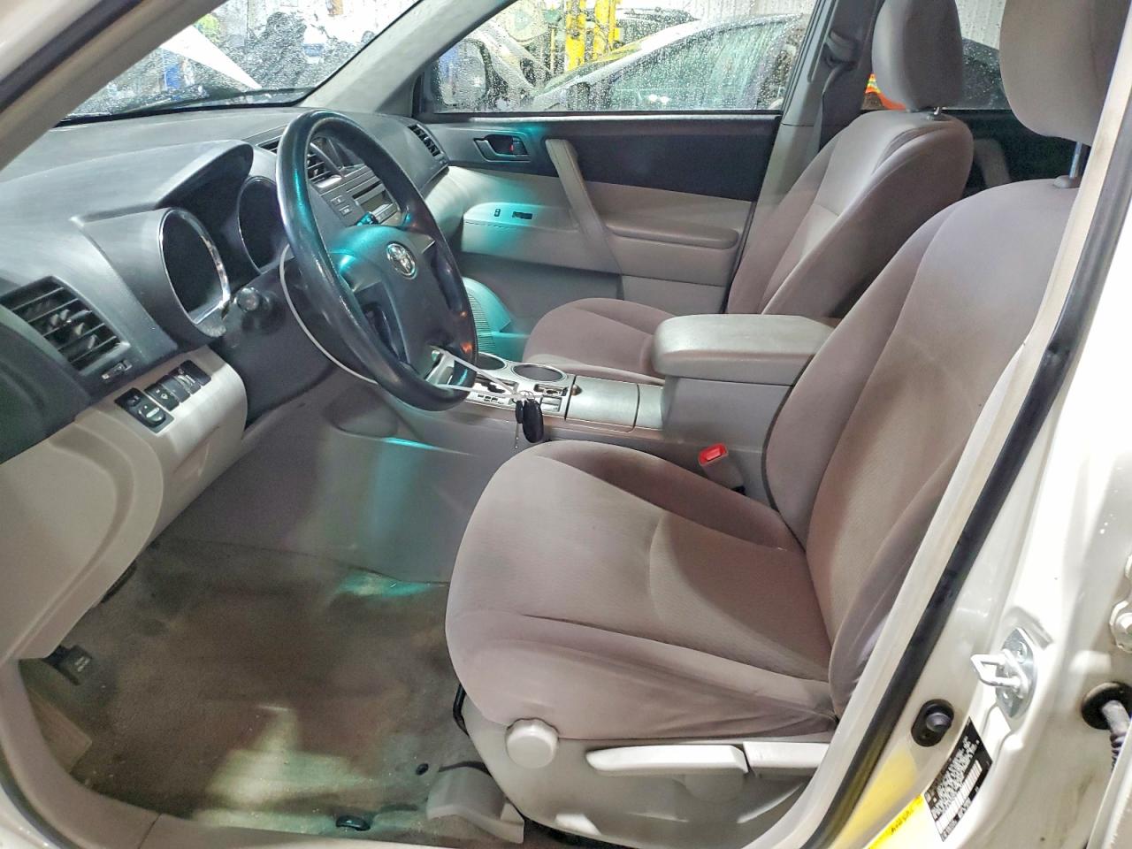 Toyota Highlander Base