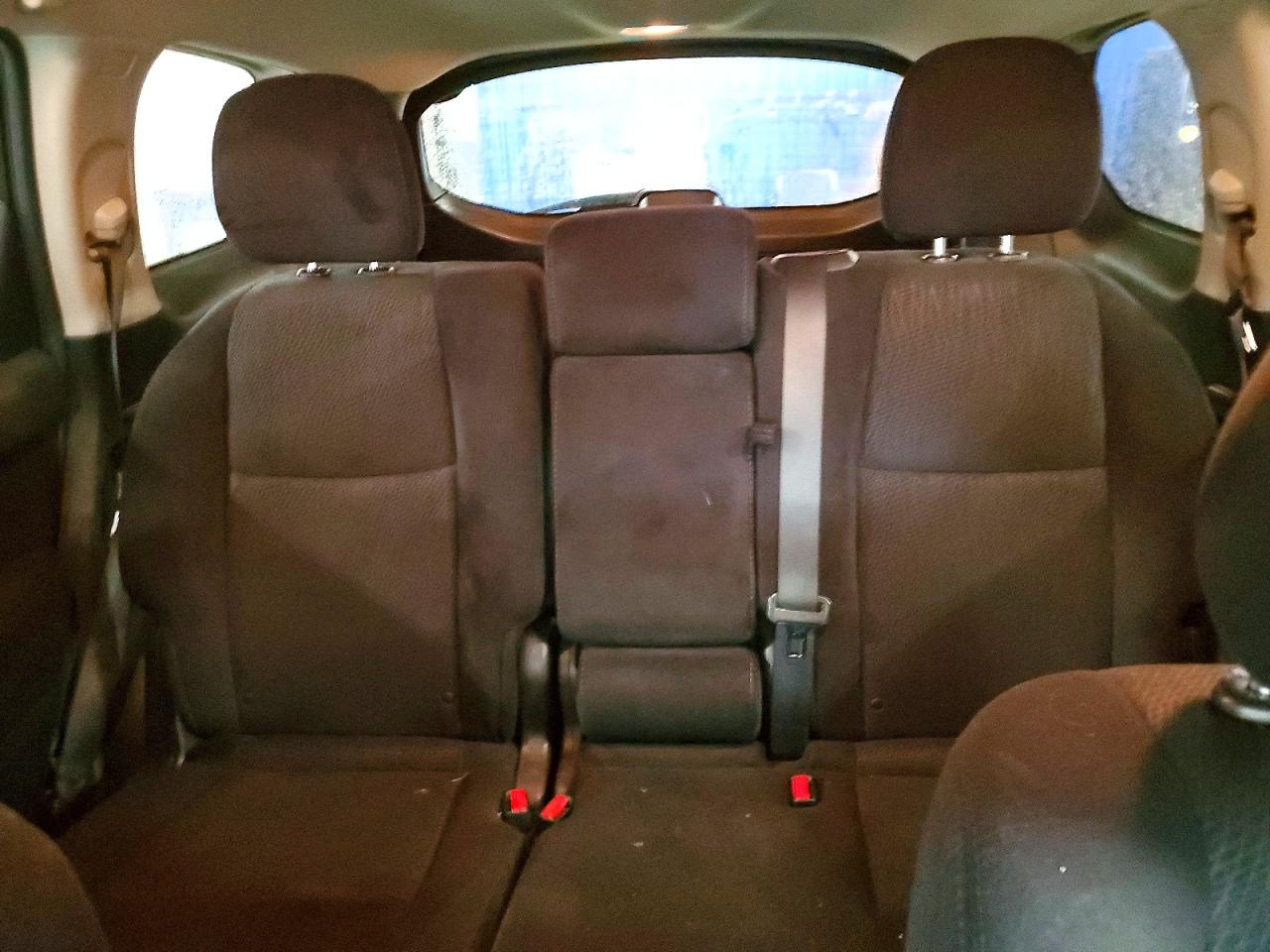 Nissan Pathfinder S