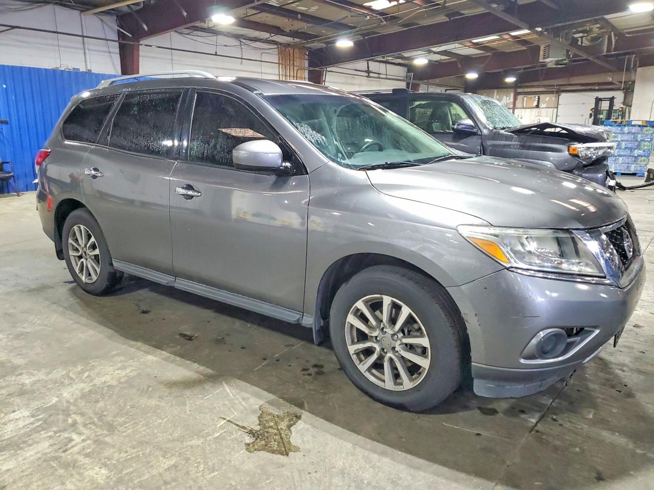 Nissan Pathfinder S