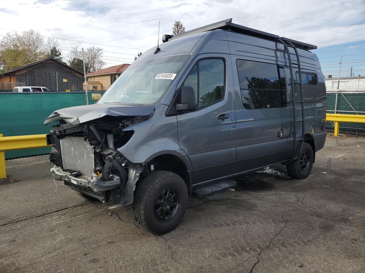Salvage Story Teller Sprinter Image