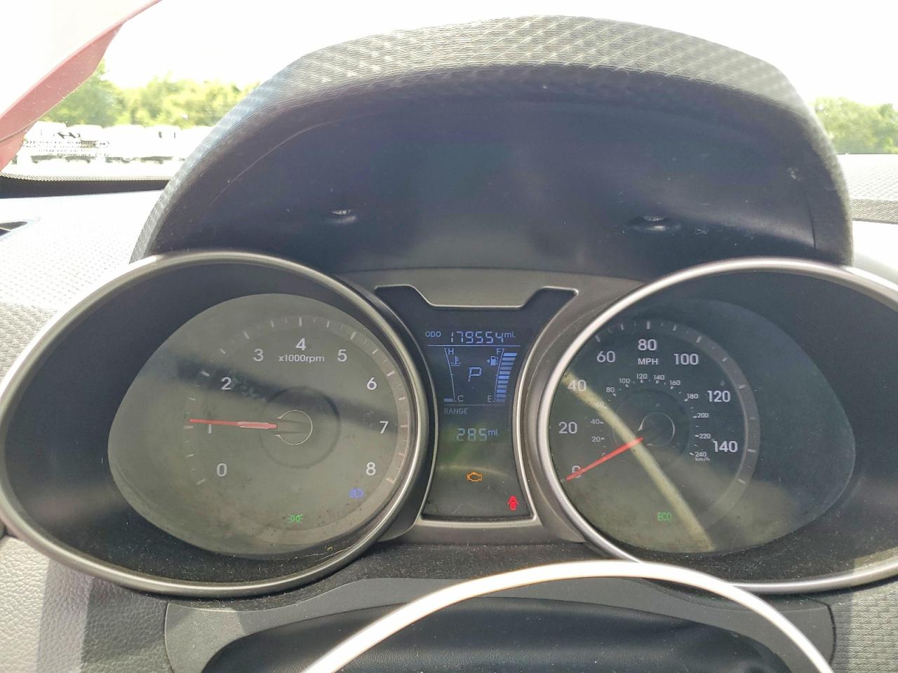 Hyundai VELOSTER Base