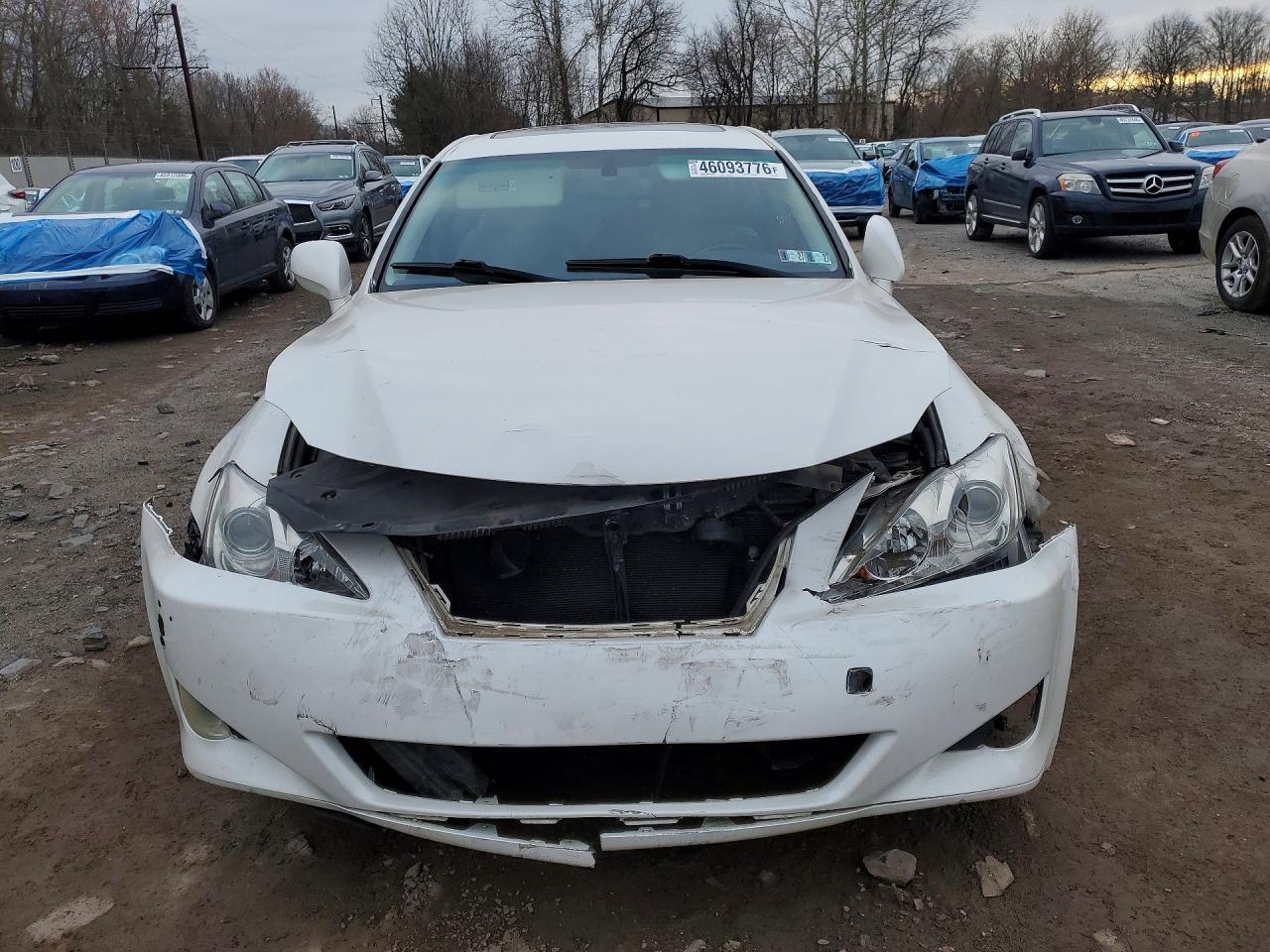 Lexus Is Base