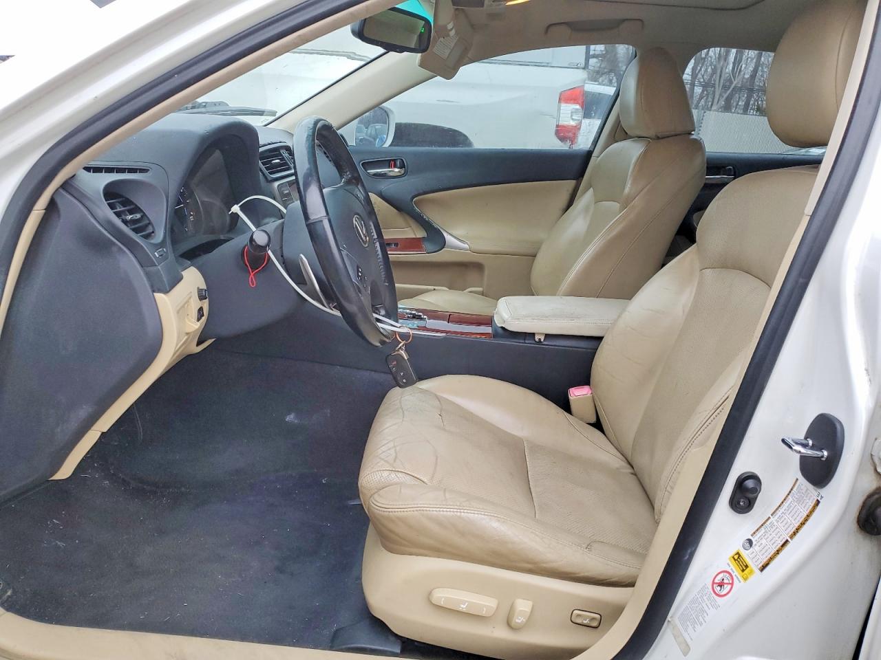 Lexus Is Base