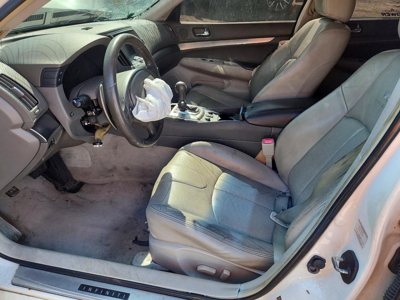INFINITI G37 X