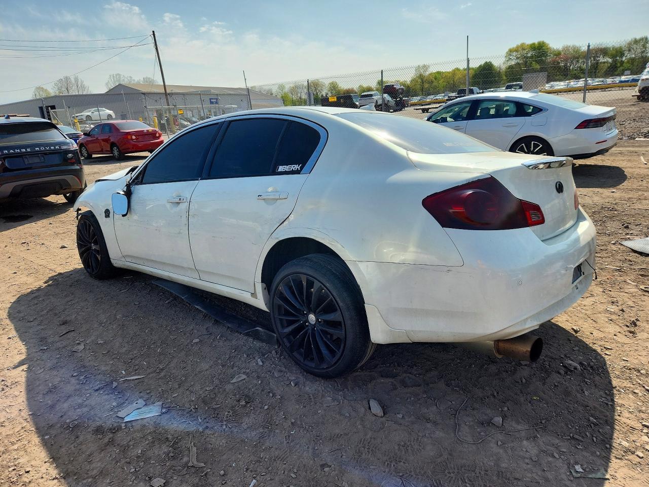 INFINITI G37 X
