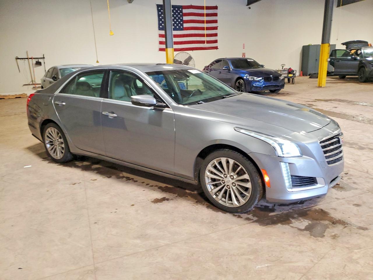 Cadillac CTS Luxury