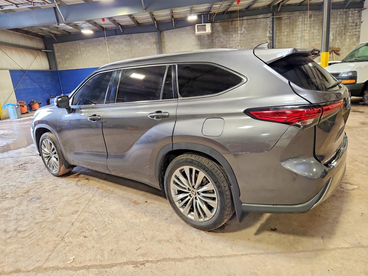 Toyota Highlander Platinum