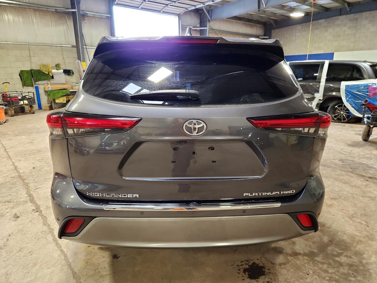 Toyota Highlander Platinum