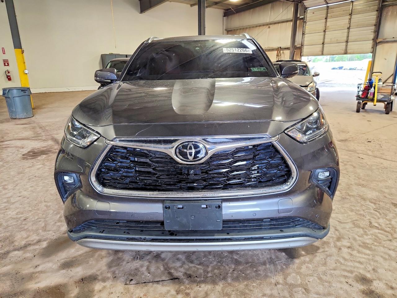 Toyota Highlander Platinum