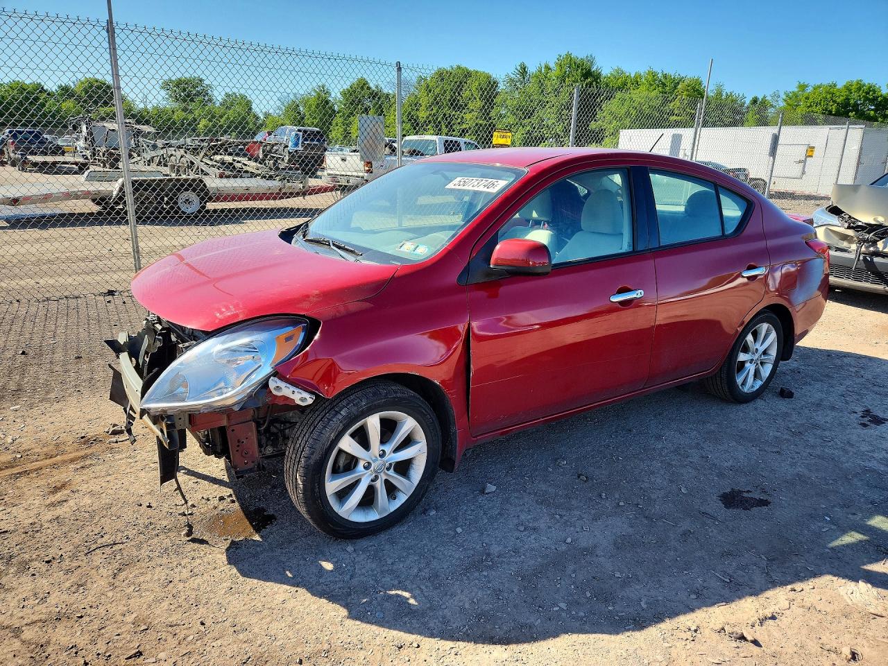 Salvage Nissan Versa Image