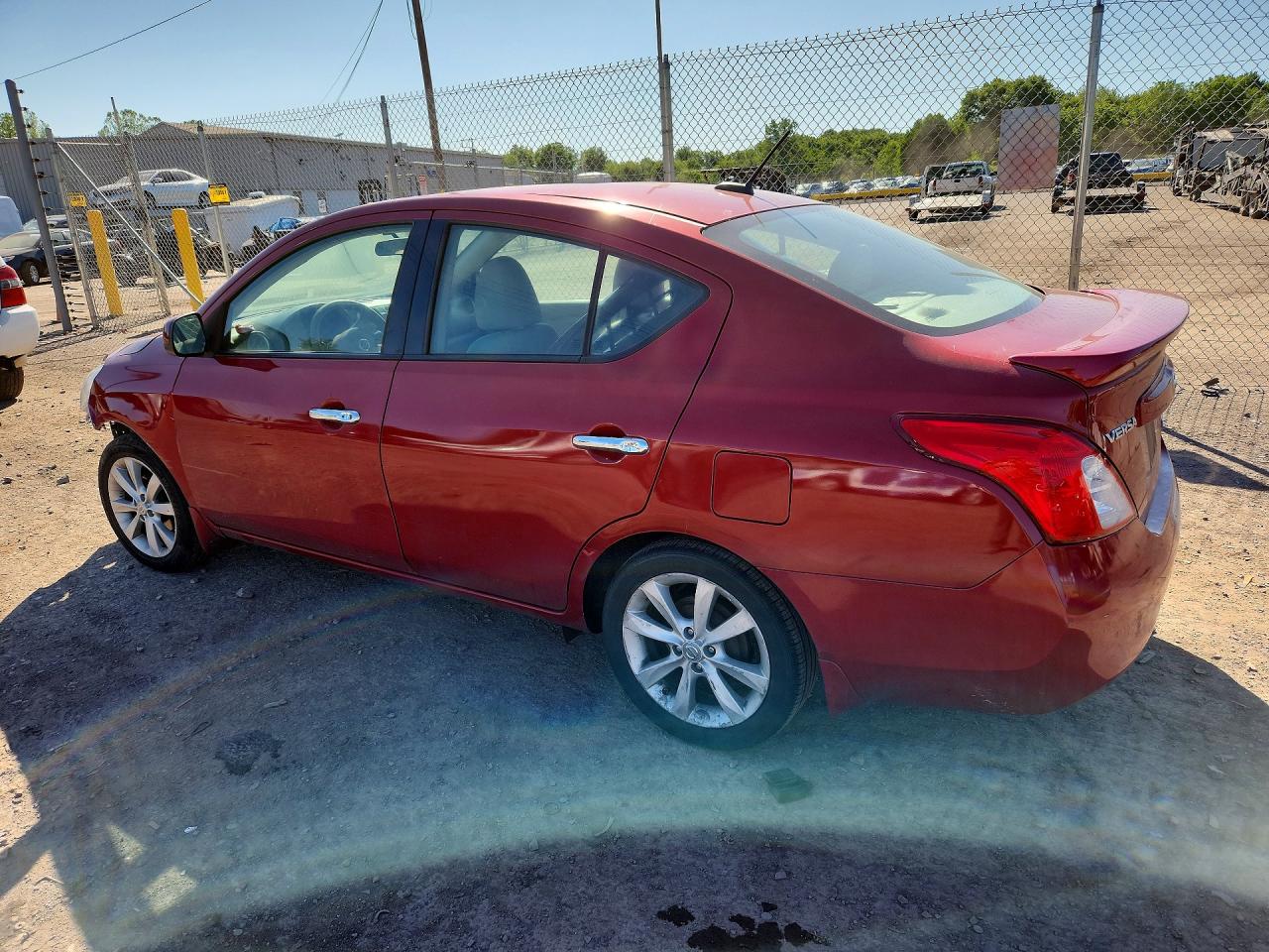 Nissan Versa 1.6 Sl