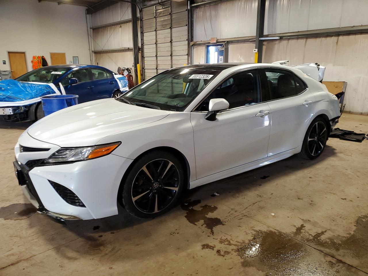 Salvage Toyota Camry Image