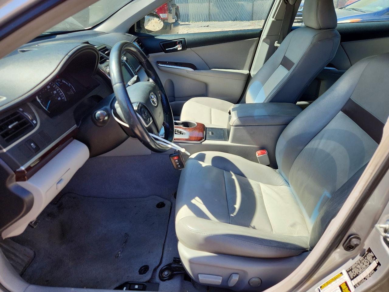 Toyota Camry Xle