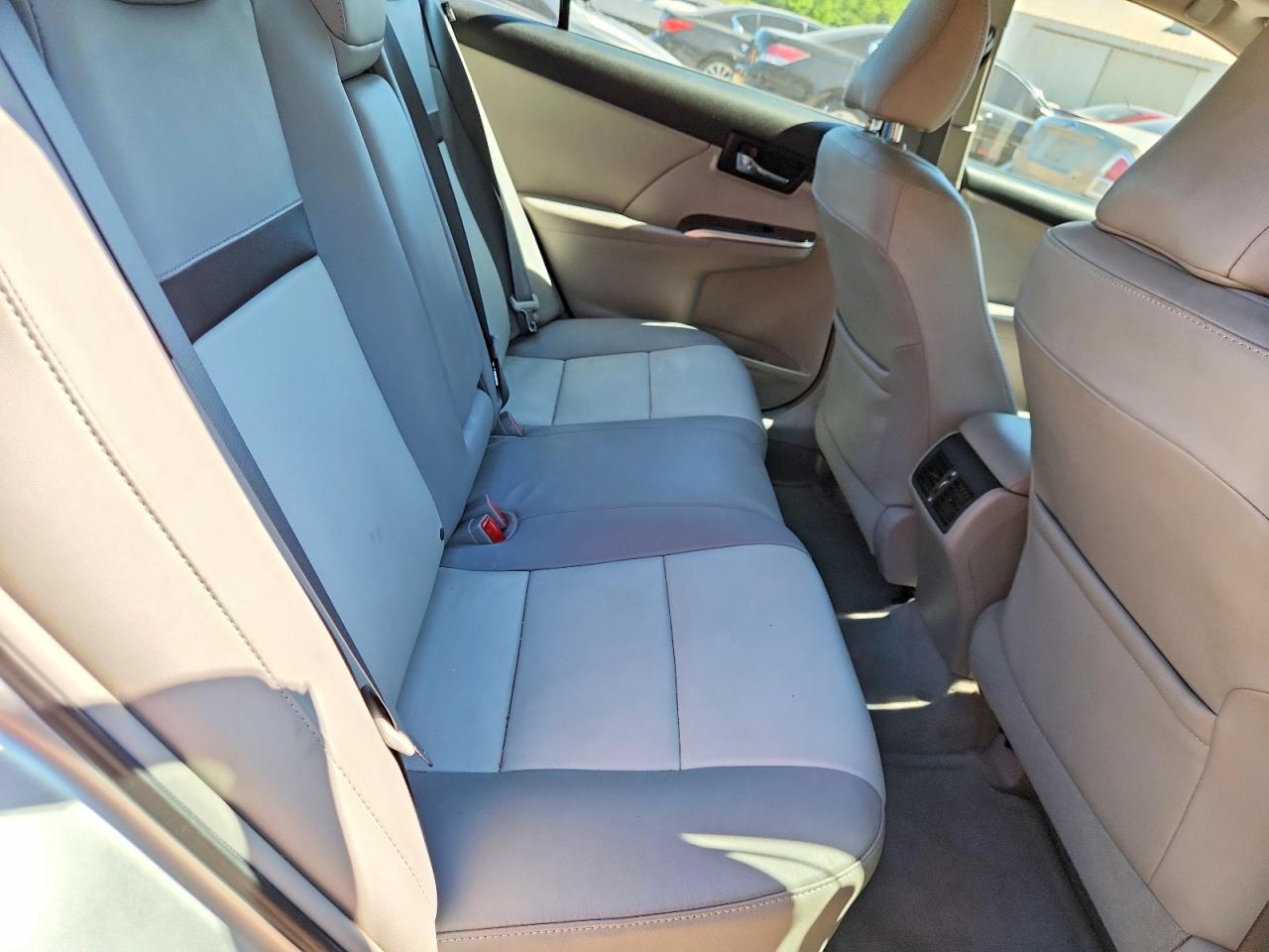 Toyota Camry Xle