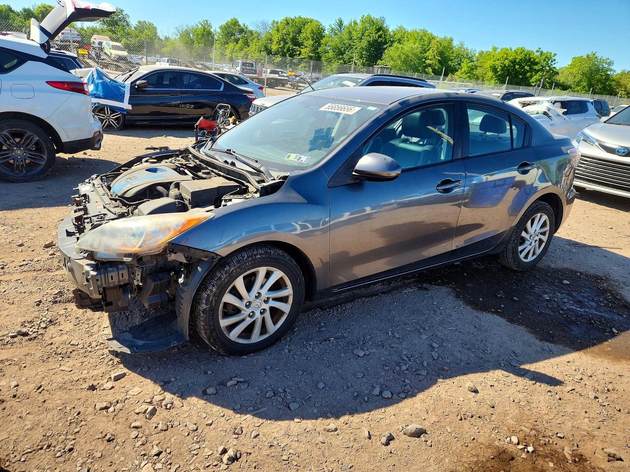 Salvage Mazda 3 Image