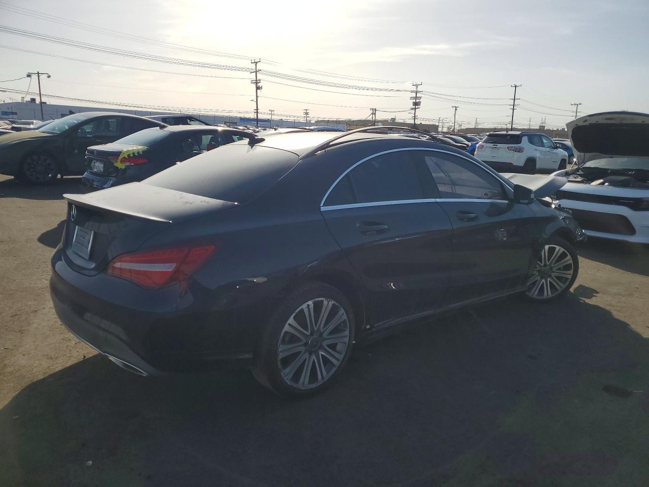 Mercedes-Benz Cla-class 250