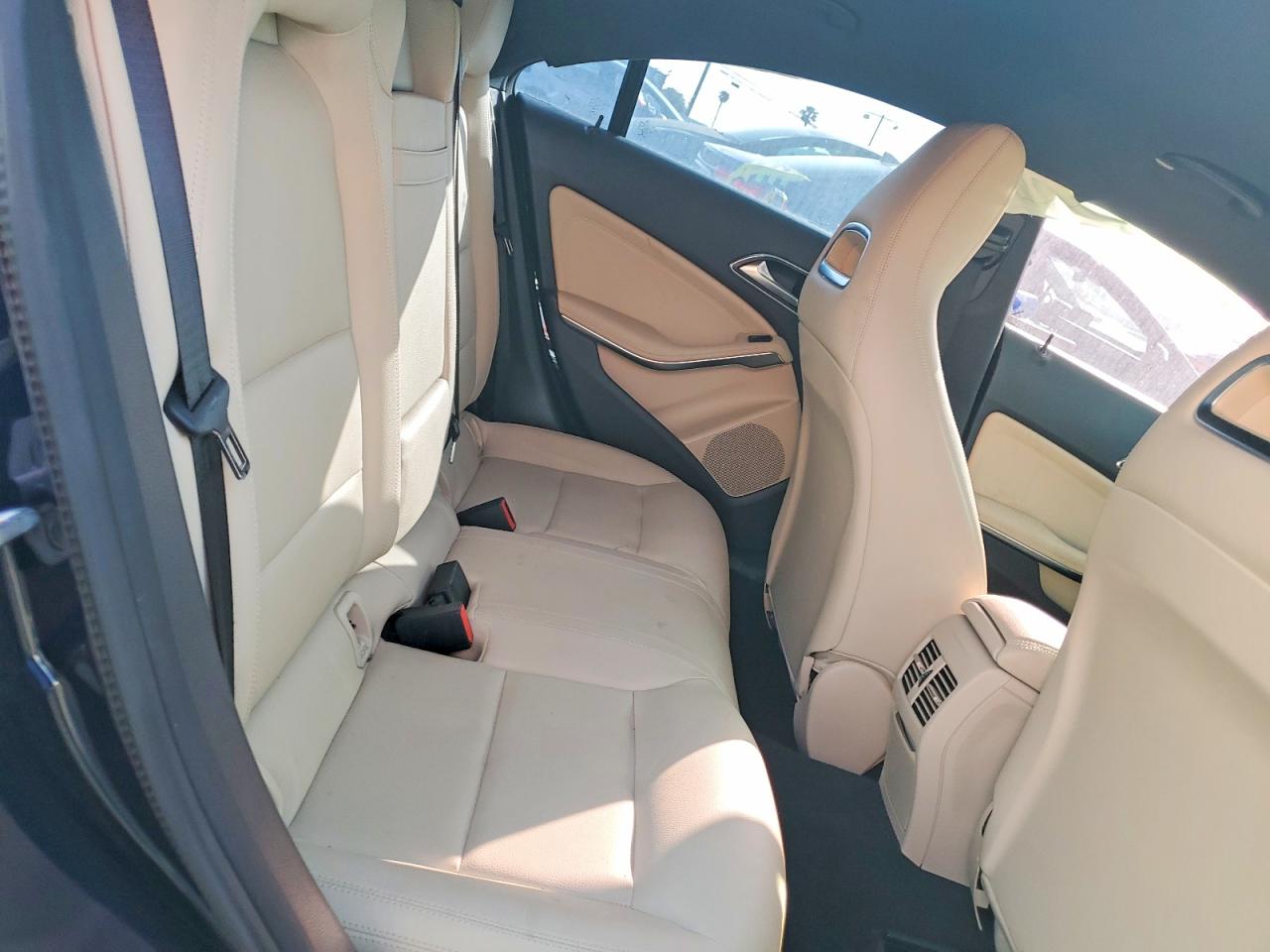Mercedes-Benz Cla-class 250