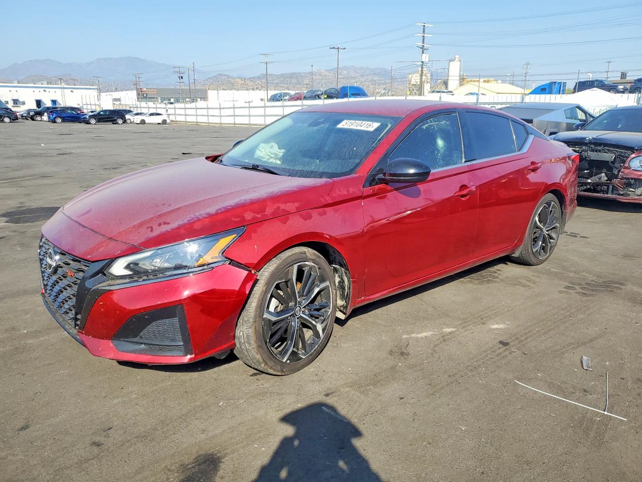 Salvage Nissan Altima Image